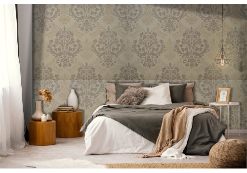 Classic vintage English pattern wallpaper.