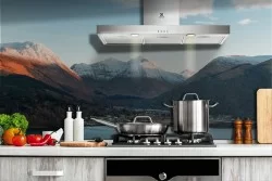 Carta da Parati montagna innevata sul lago paesaggio-0210