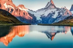 Carta da Parati Paesaggi e Natura Montagna Neve Fiumi Cascate Laghi