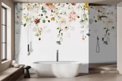 Carta parati per bagno con fiori in acquerello per decorare
