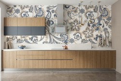 Carta da parati cucina motivo paisley blu beige