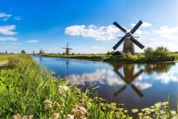 Wallpaper Landscapes and Nature Rivers Waterfalls Lakes Meadows and Hills