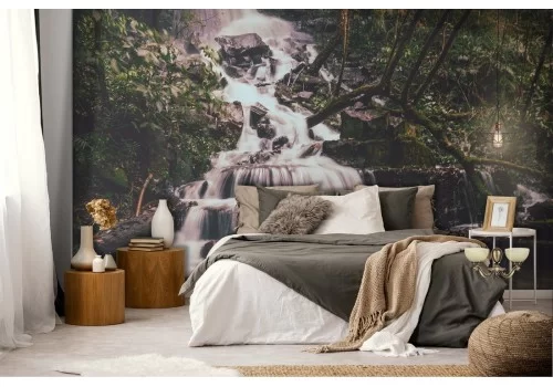 Carta da Parati paesaggio cascata nel bosco 2