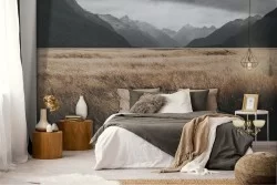 Carta da Parati campo di grano tra montagne paesaggio natura