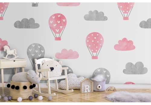 Hot air balloons and clouds pattern wallpaper for children.