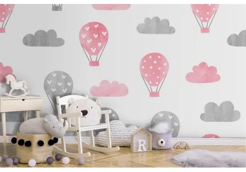 Hot air balloons and clouds pattern wallpaper for children.
