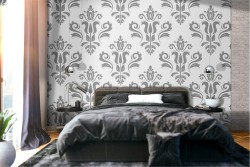 Damask pattern wallpaper with English decorations.